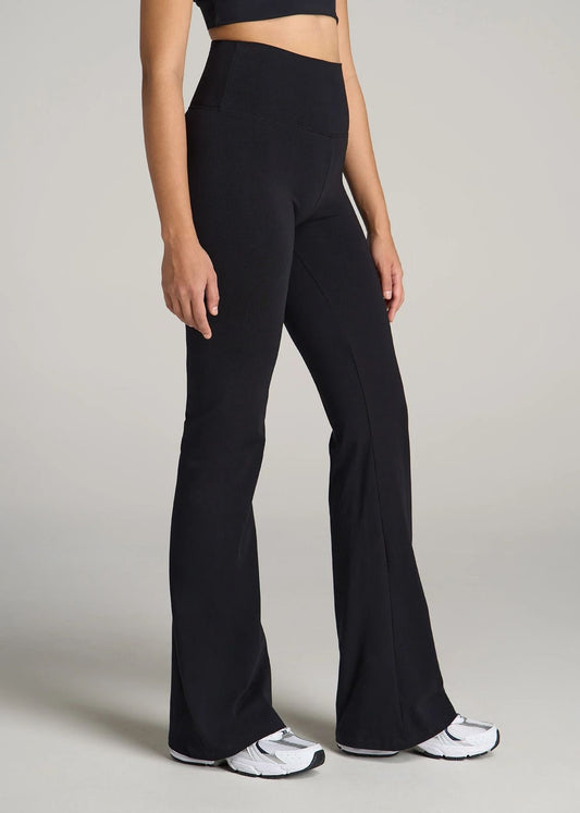Essential Flared Leggings